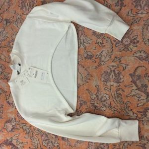 Zara cropped white sweatshirt
